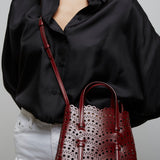 Mina 20 vague dark red tote bag