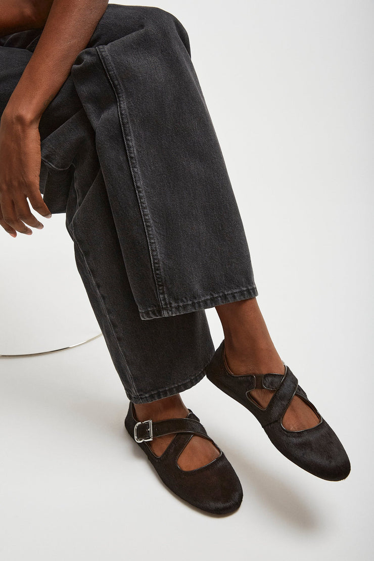 Criss cross brown ballet flats