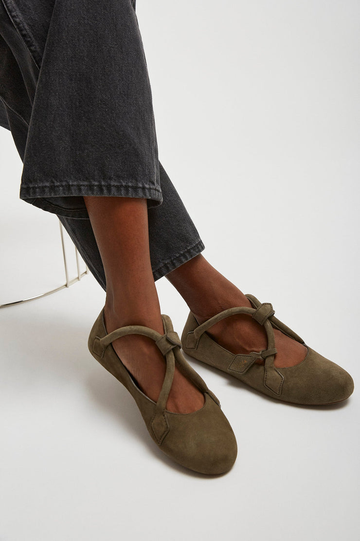 Teckel brown grey suede ballet flats