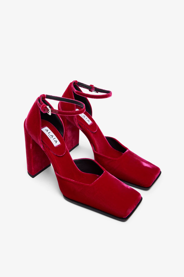 Square 90 fuchsia velvet pumps