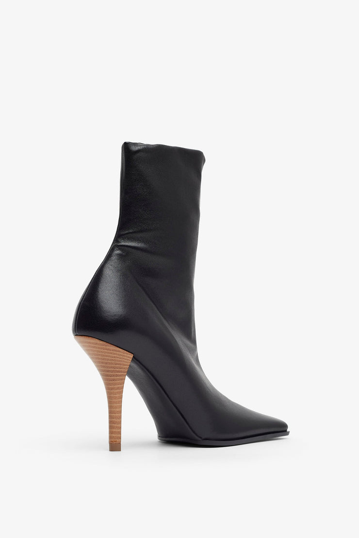 Black 90 leather ankle boots
