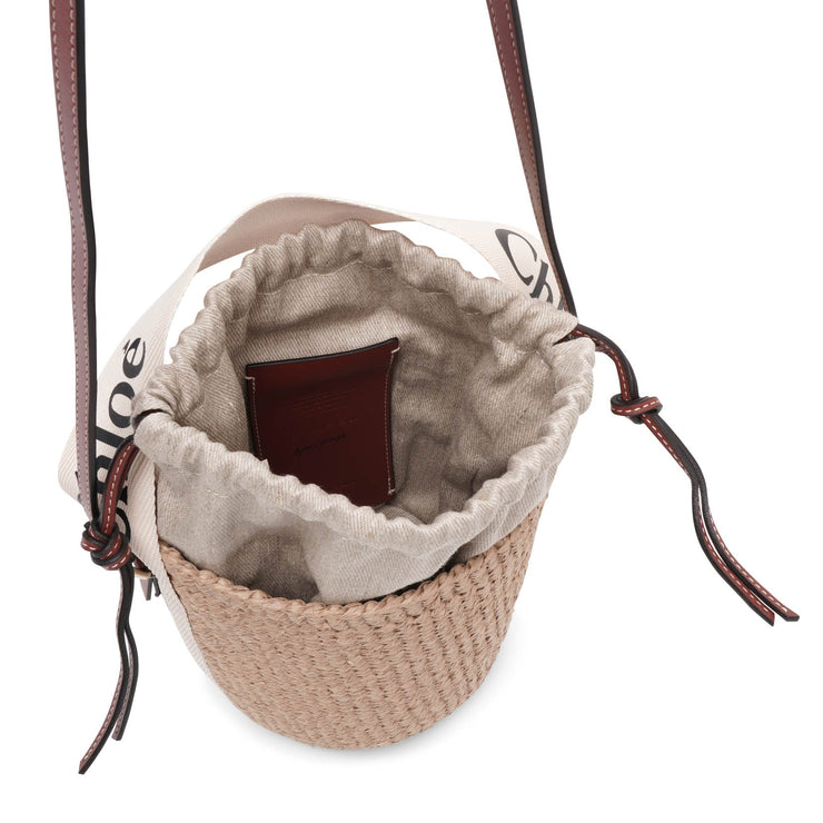 Woody logo white raffia bucket bag