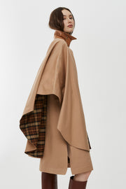 Knee-length cape in organic cotton gabardine