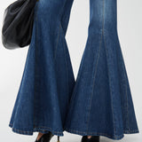 Fluid flare jeans