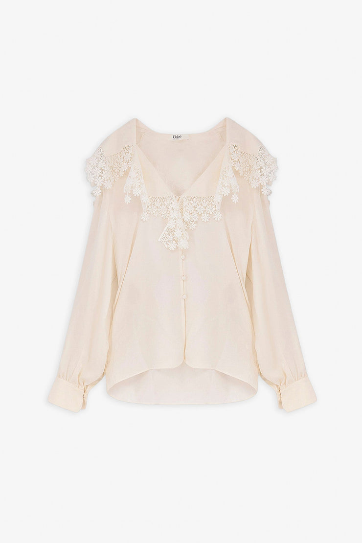Maxi-collar white blouse