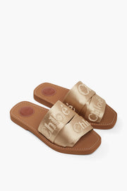Woody light beige slides