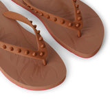 Loubi flip donna flat nude 5