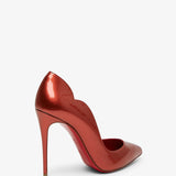 Hot Chick 100 red metallic pumps