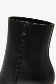 Loo 130 black leather platform boots