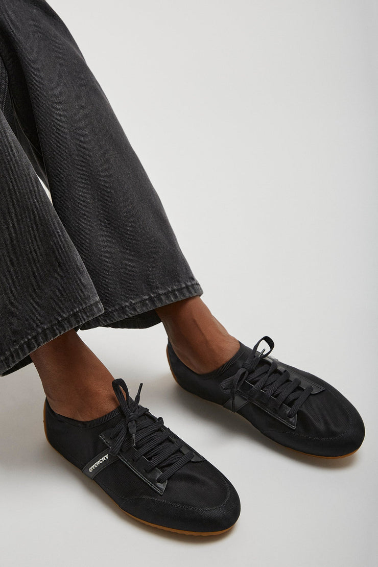 Slim black sneakers