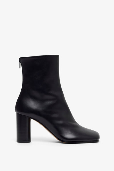 Tug 80 black ankle boots