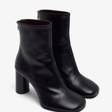 Tug 80 black ankle boots