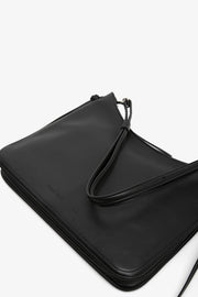 Gig medium black shoulder bag