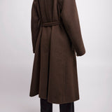 Curve brown shoulder coat