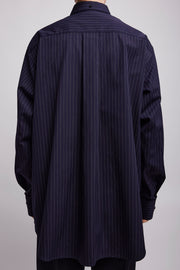 Button blue collar shirt
