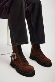 Viv Rangers lace up boots