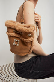 Tres Vivier shearling back pack