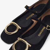 Marry 2 black pumps