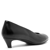 New almond black pumps