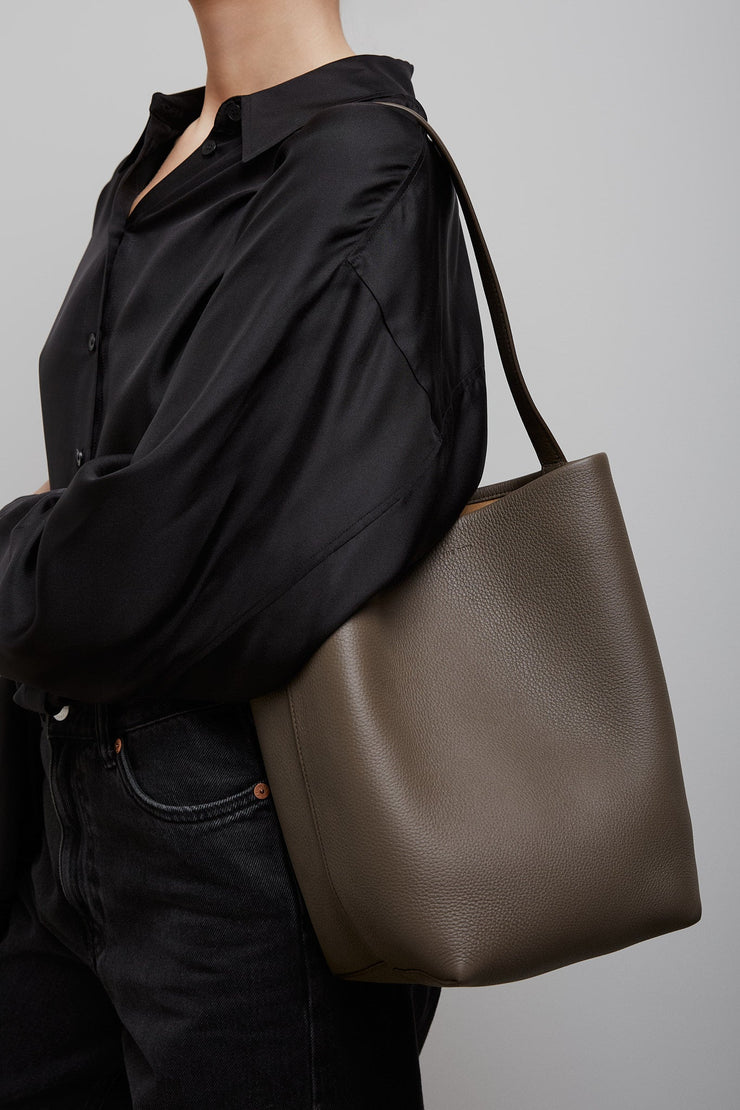 Medium N/S taupe leather tote bag