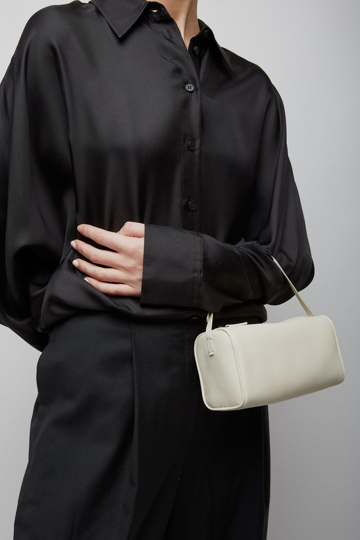 90's ivory small grain leather bag