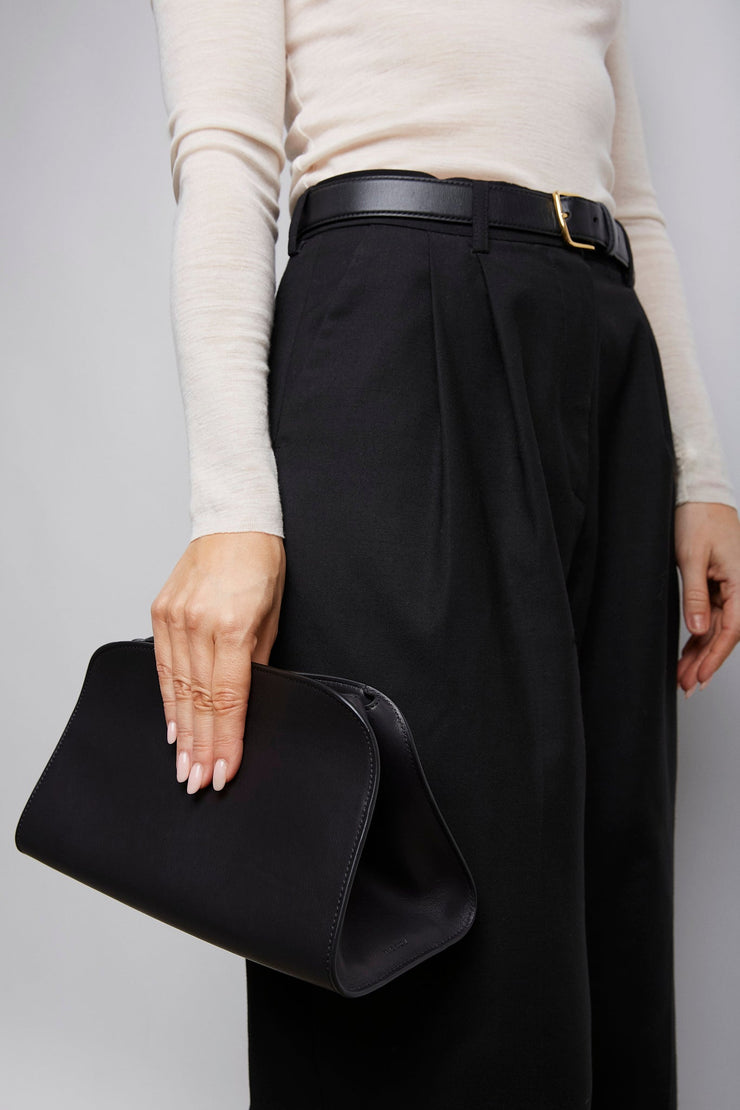 Peggy black leather clutch