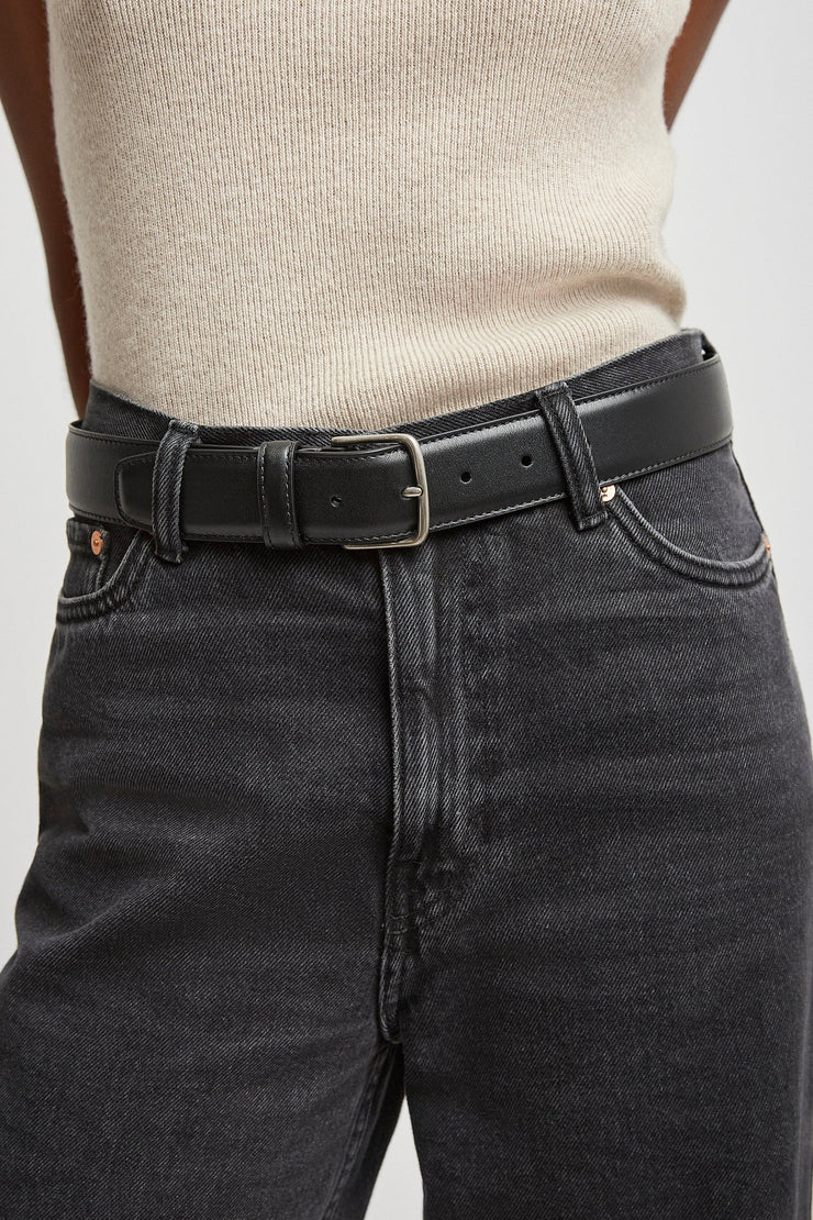 Maxi Classic black leather belt