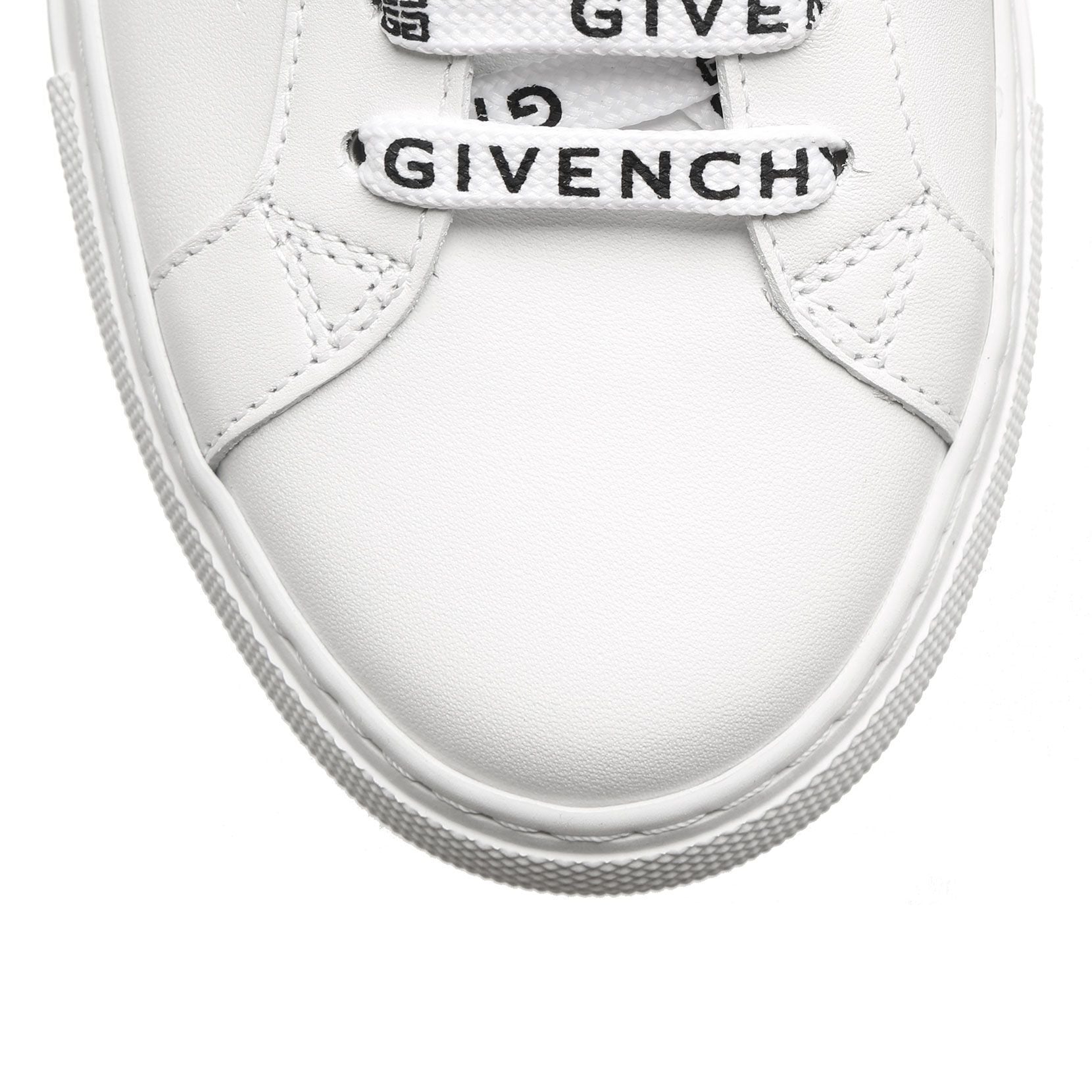 Urban Street logo laces sneakers