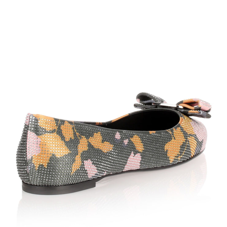 Varinaflower studded ballerina