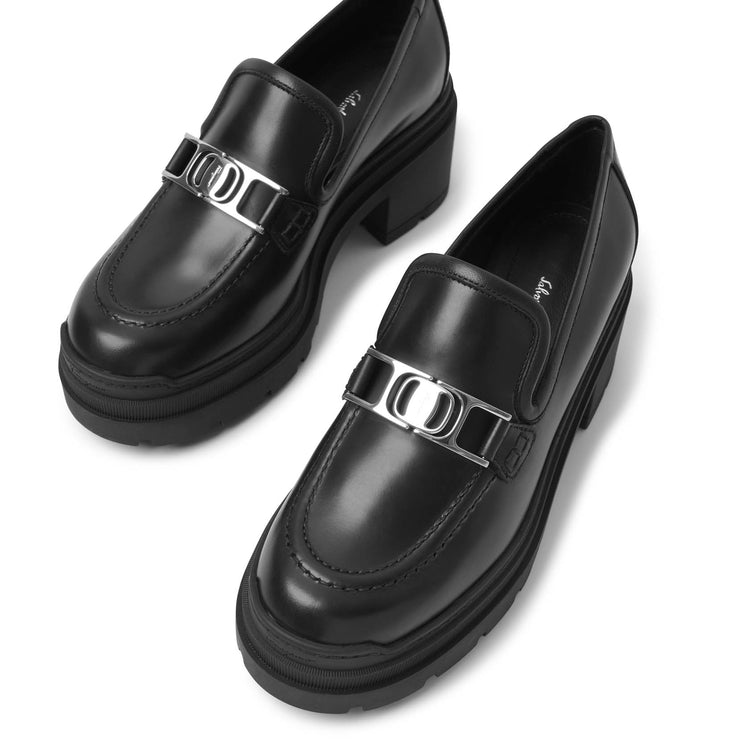 Vara chain black leather loafers