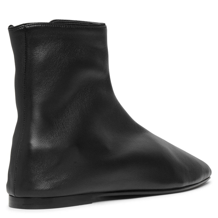 Ava black leather boots